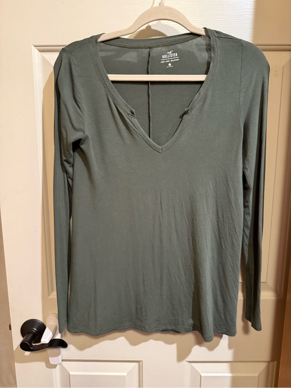 Hollister Olive Green V-Neck Long Sleeve Shirt